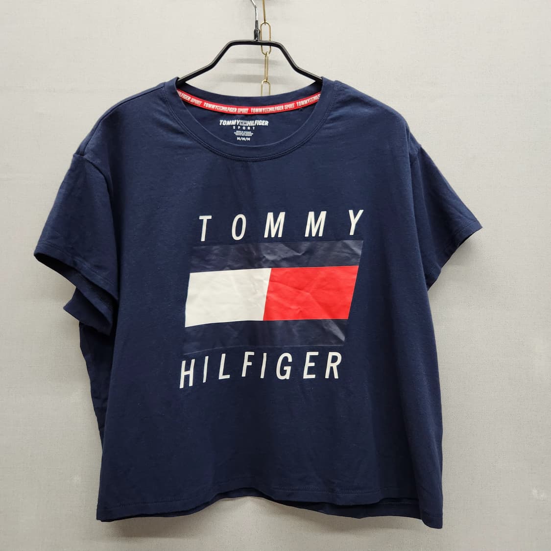 타미힐피거 스포츠 빅로고 크롭반팔 M(L) 상품이미지1