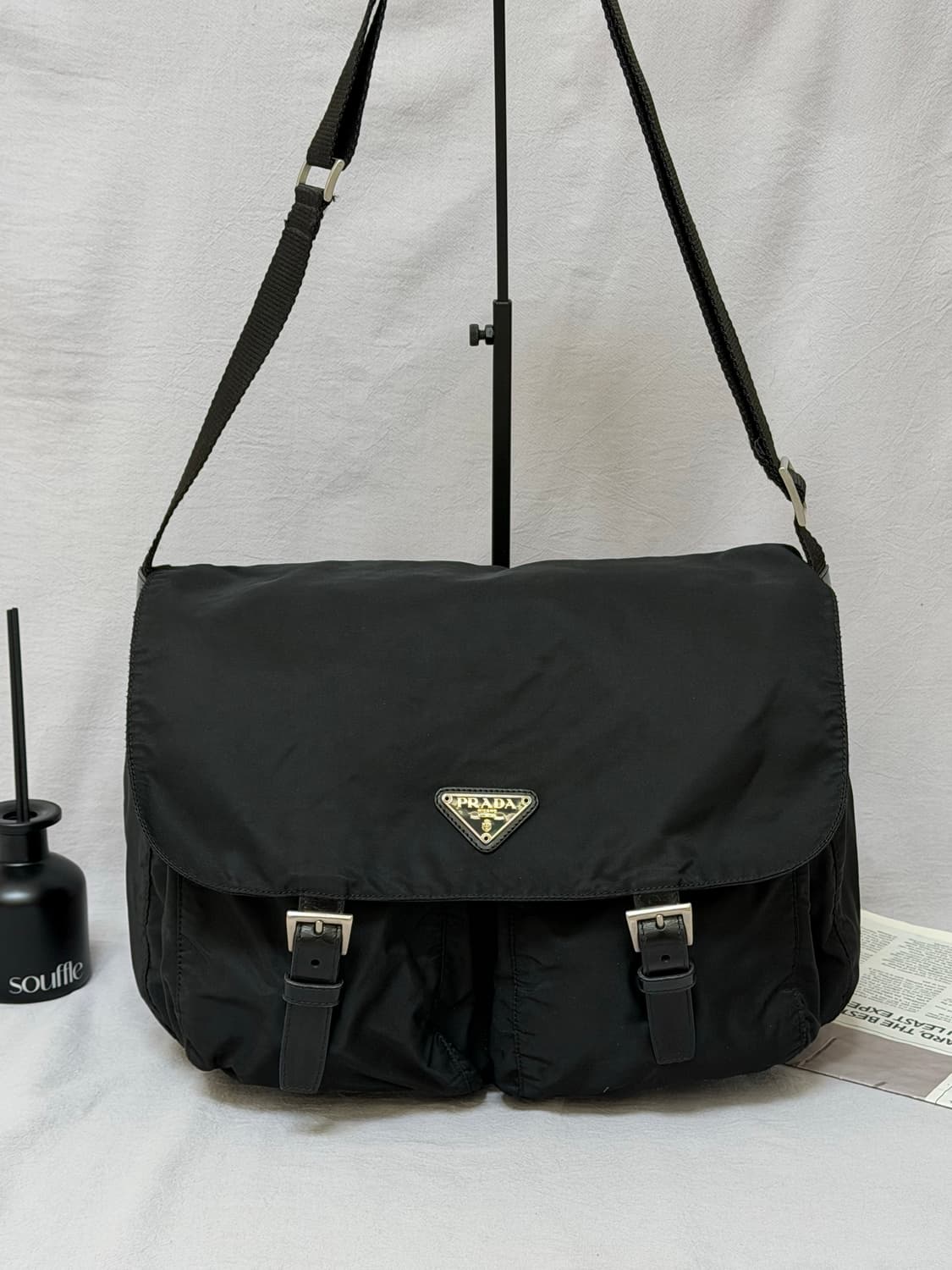 (컨디션굿)프라다 투버클 포코노 나일론 메신저백 크로스백 상품이미지8