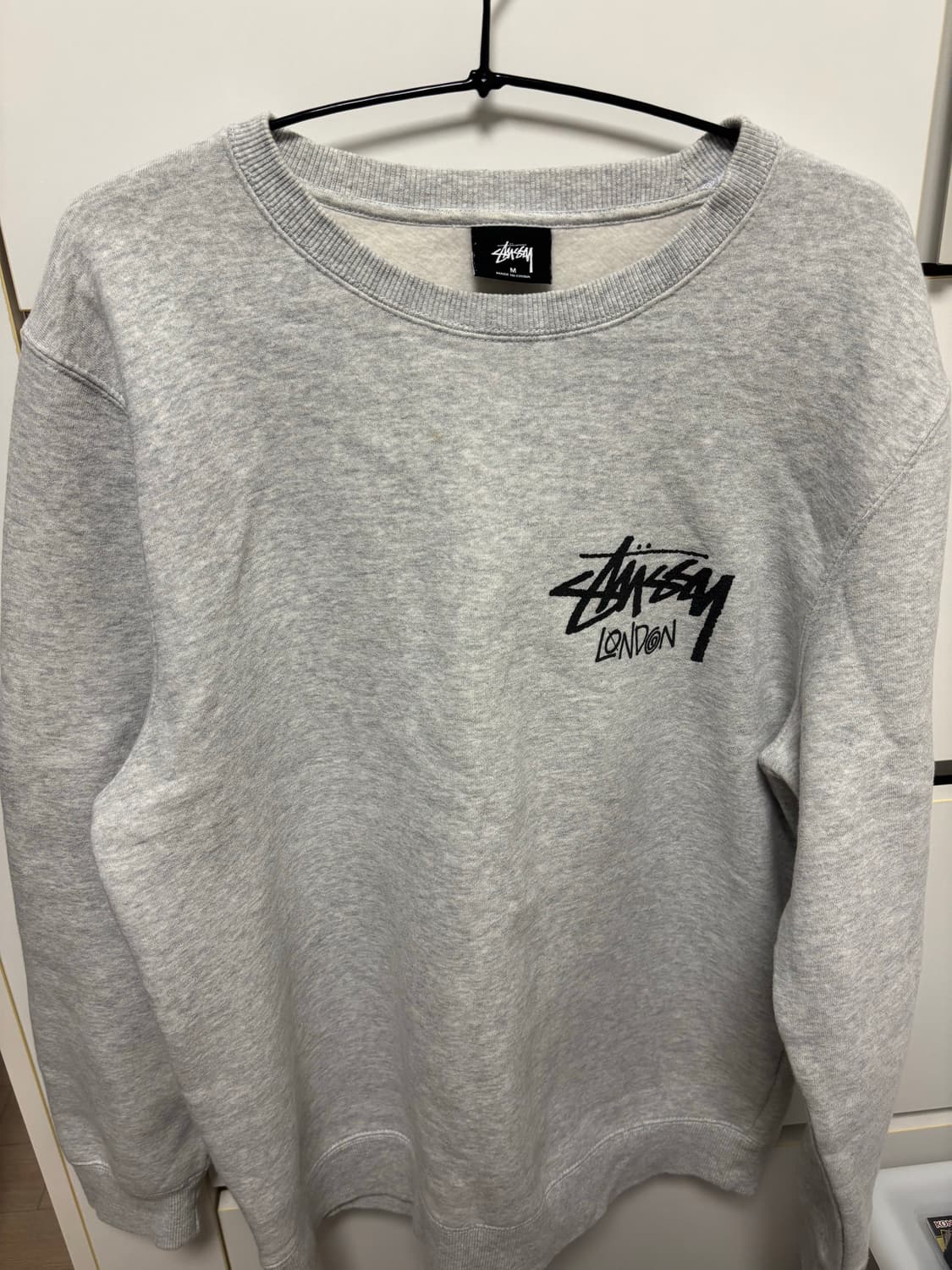 스투시 런던 맨투맨 M 상품이미지1