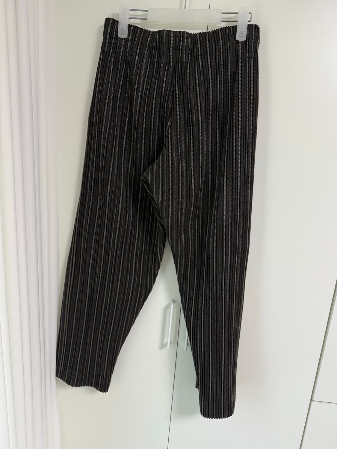 옴므플리세 이세이미야케 팬츠 상품이미지1