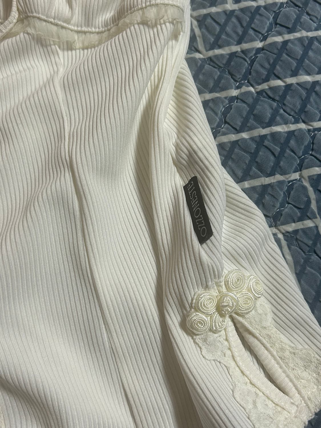 오즈온 아일렛 나시 상품이미지2