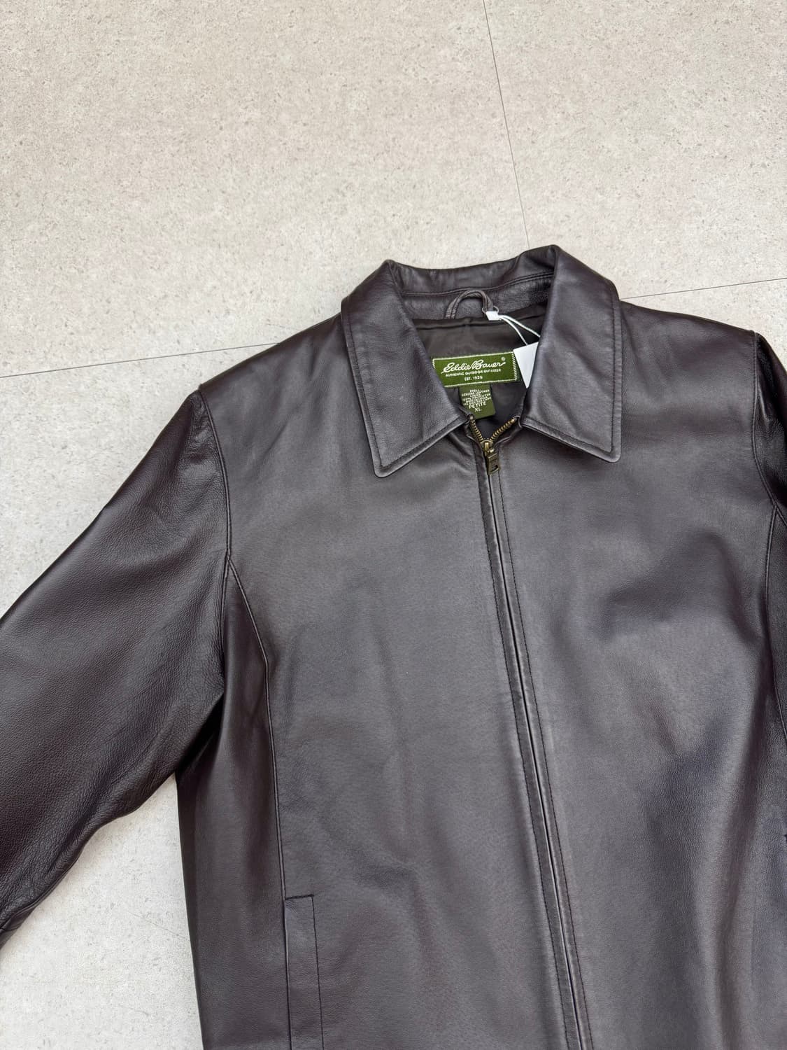 에디바우어 레더자켓 상품이미지2