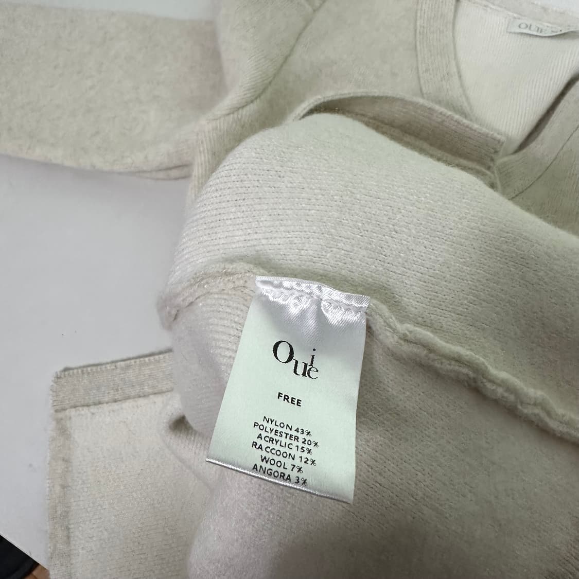 우먼S-M 우이 OUIE SEOUL 6버튼 크림 앙고라혼방 가디건 상품이미지6