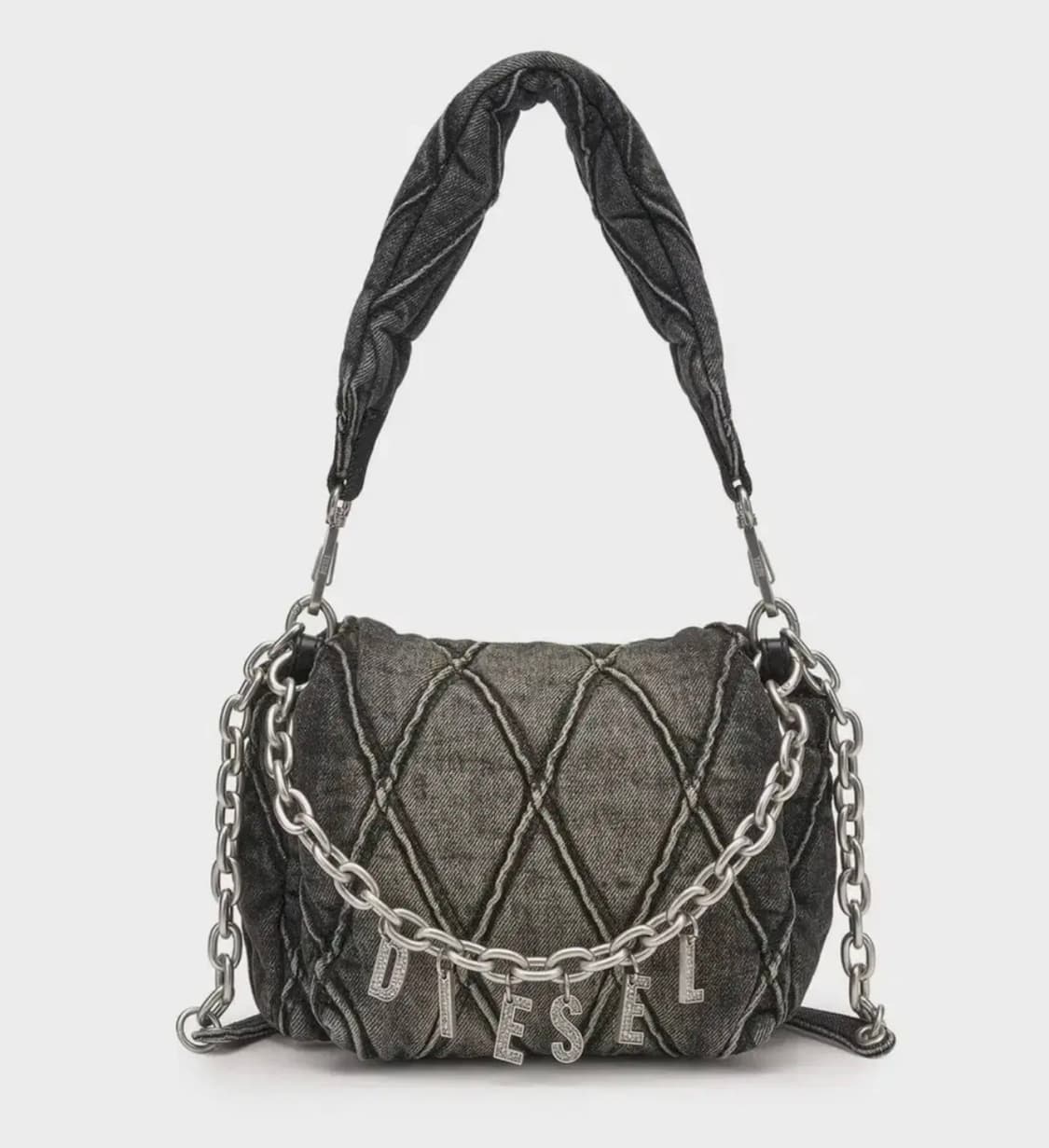 디젤 챰 D 숄더백 S - 데님 블랙 가방 상품이미지1