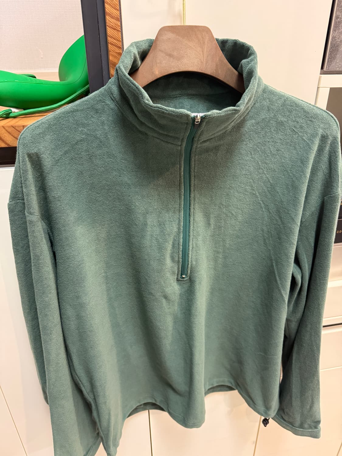 플라스틱 프로덕트 반집업 판매합니다 ! 상품이미지3