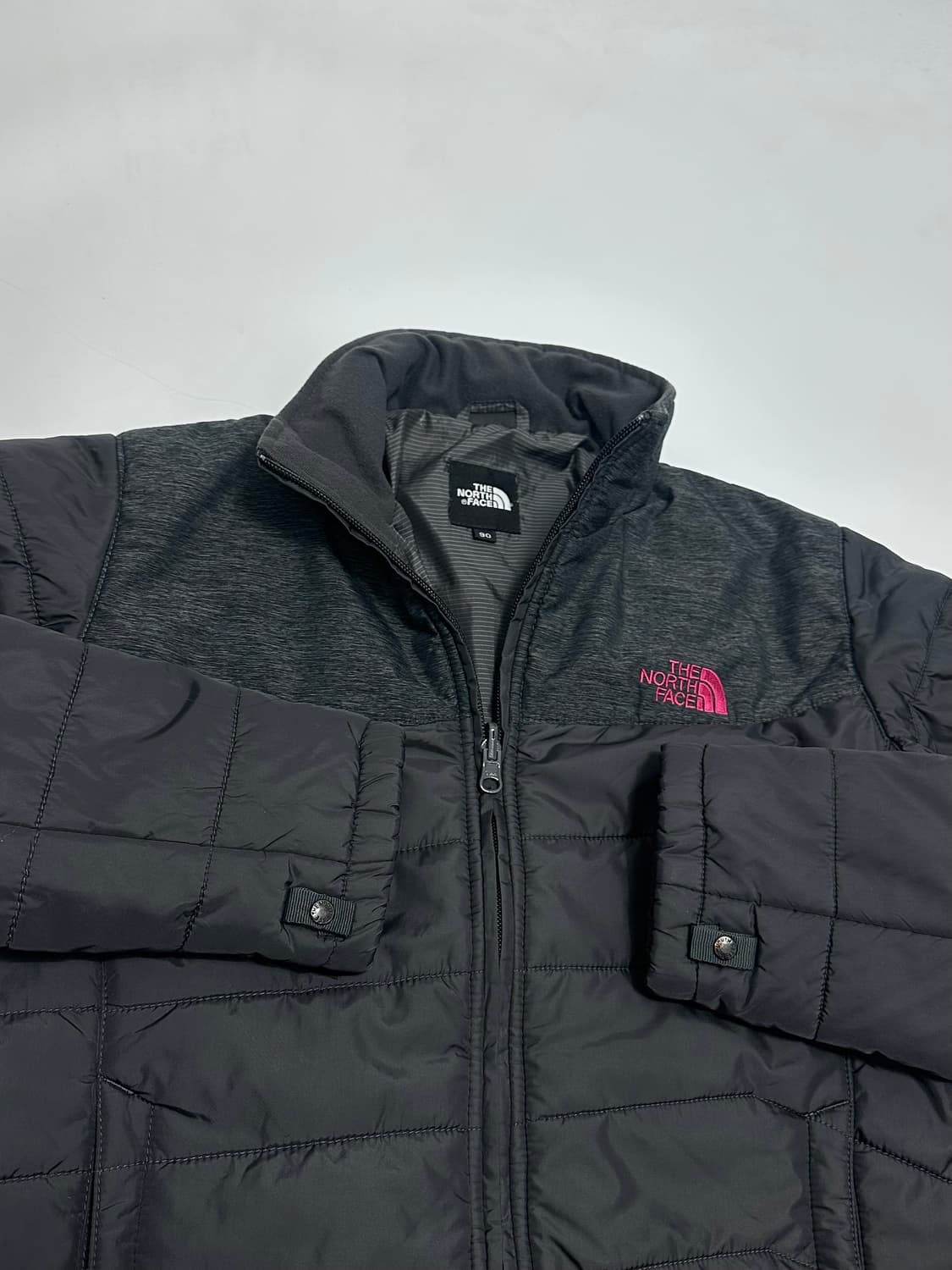 노스페이스 경량 패딩 상품이미지3