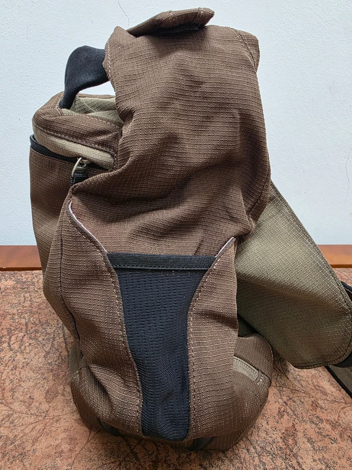 KEEN 킨 메신저백 크로스백 상품이미지4