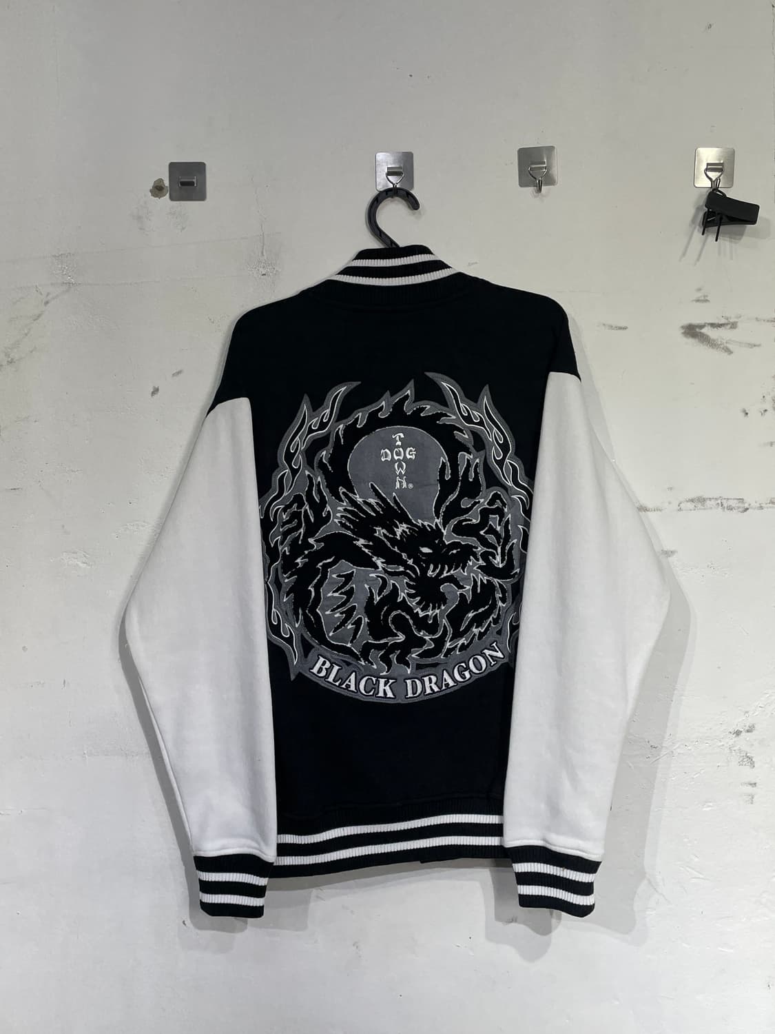 데드스탁 도그타운 블랙드래곤 오리엔탈 자수 바시티 자켓 F 상품이미지6