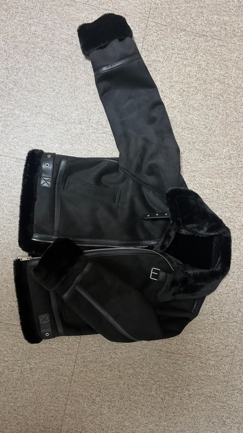 스파오 퍼 무스탕 상품이미지1