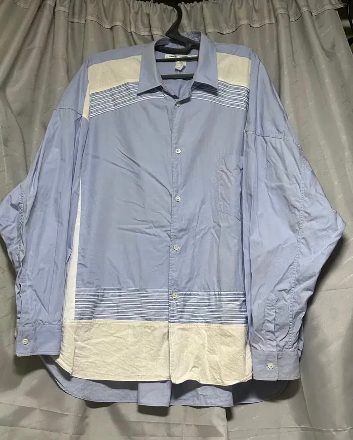 꼼데 셔츠라인 배색 드랍숄더 셔츠 상품이미지1