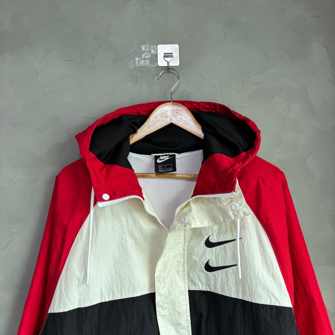 나이키 더블 스우시 우븐 바람막이 상품이미지2
