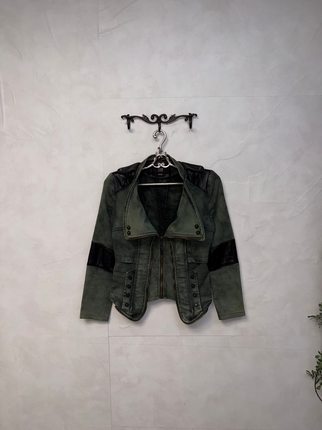 Washing green denim stud zipper rider jk 상품이미지2