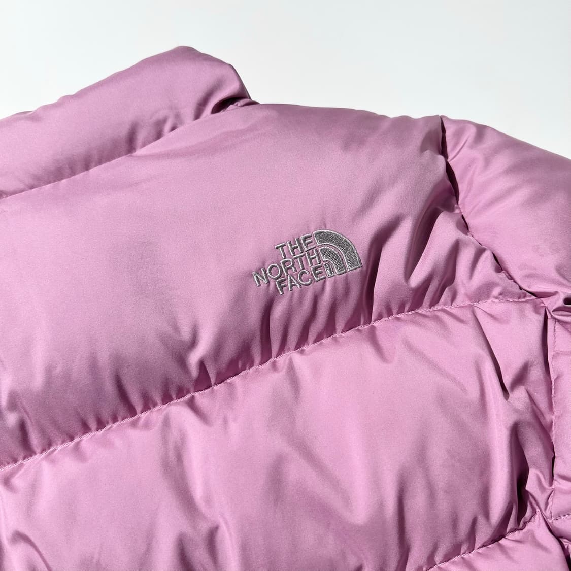 노스페이스 700 눕시 다운 패딩 딸기우유 핑크 상품이미지6