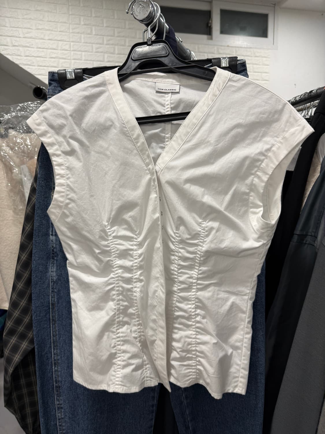 로우클래식 브라우스 상품이미지1