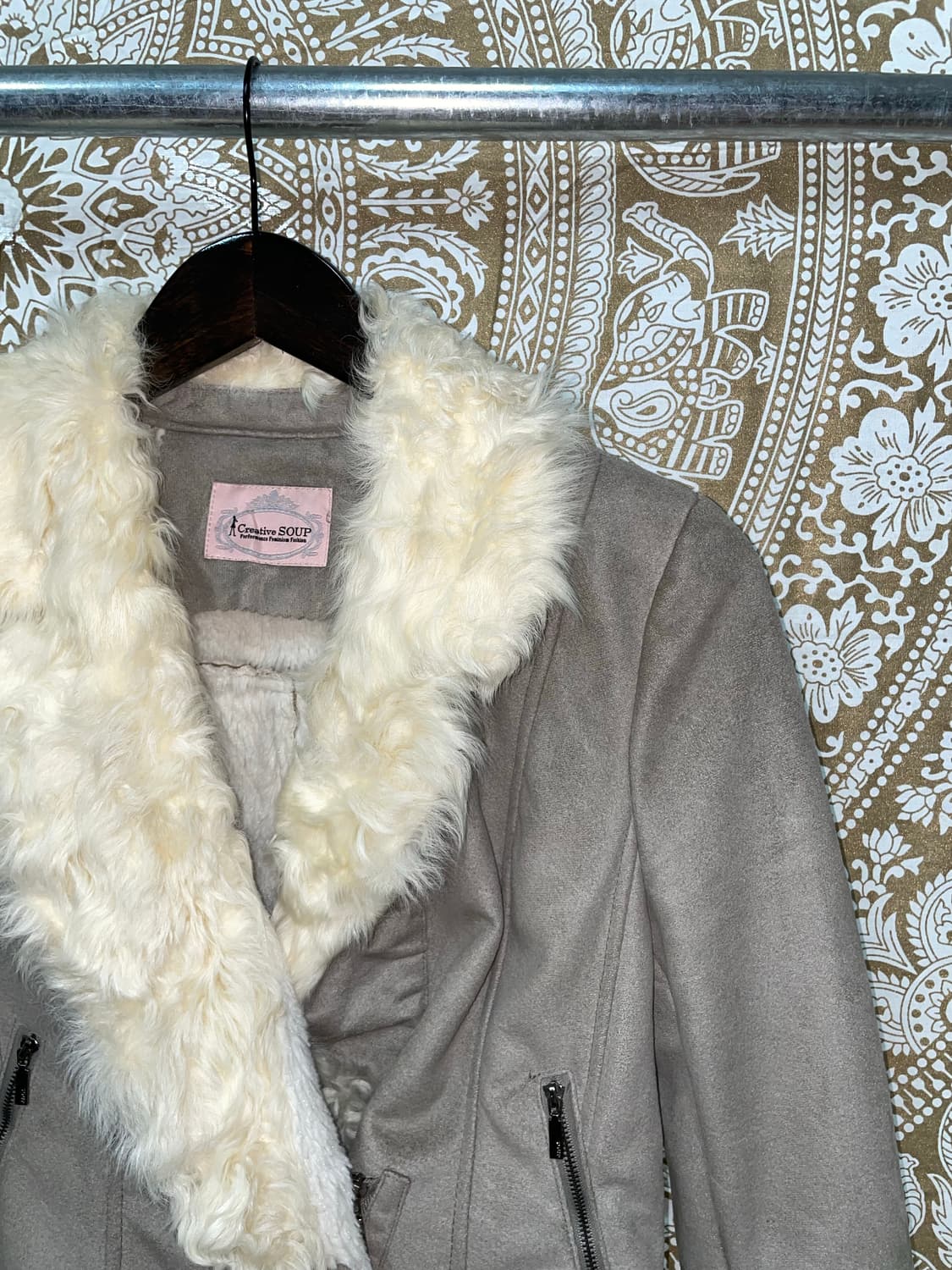 Soup 여성 베이지그레이 양털 무스탕자켓  상품이미지4