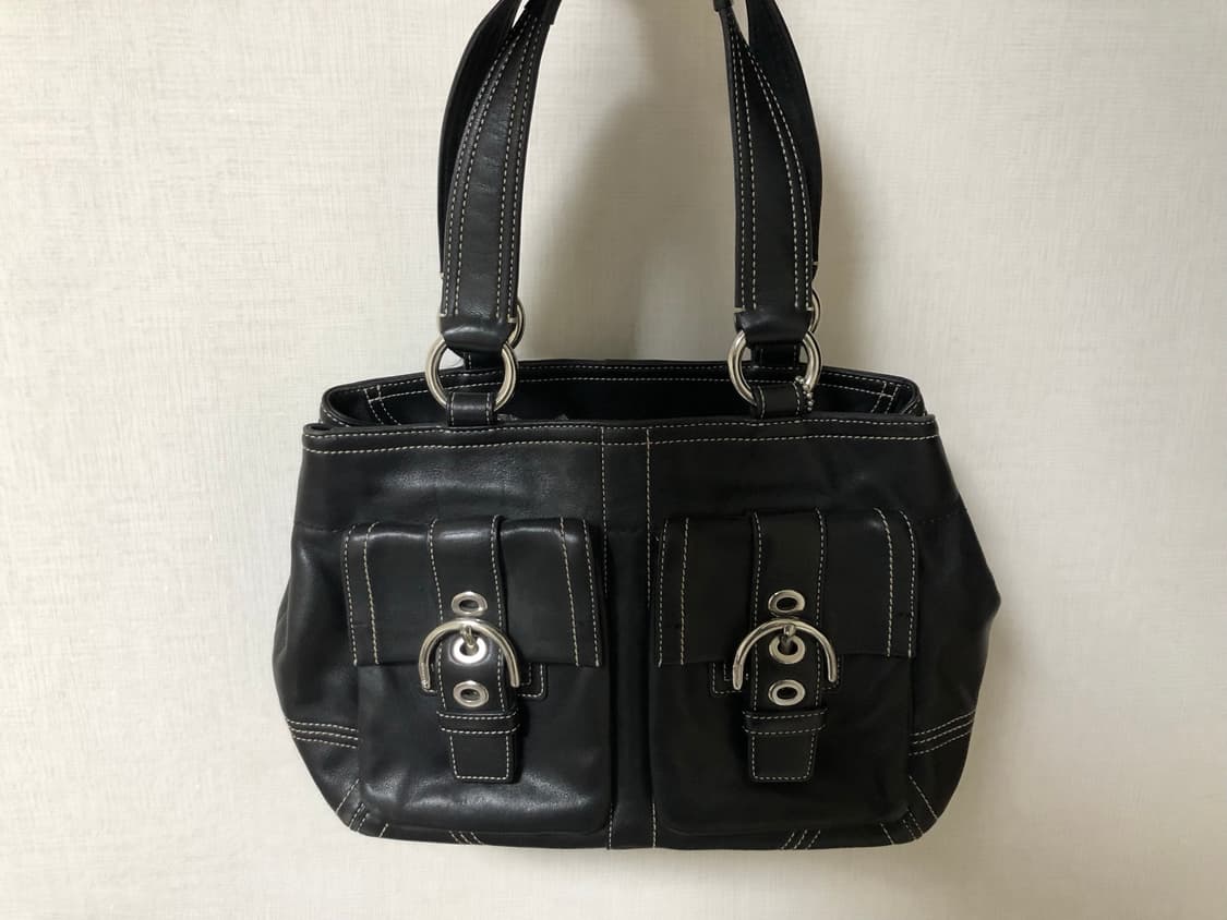 Coach black soho pocket shoulder bag 상품이미지1