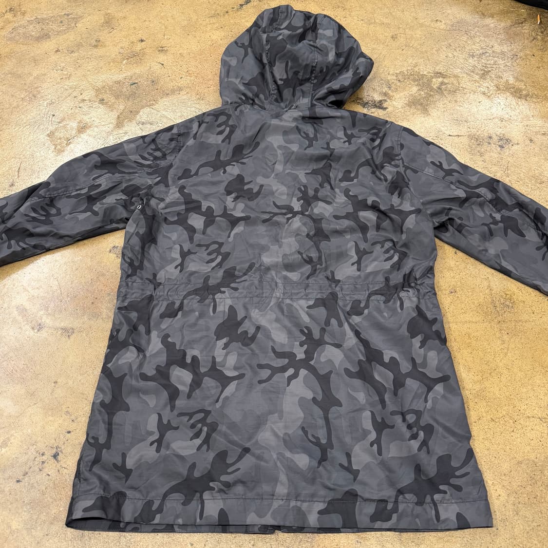 [정품] 라코스테 카모 패턴 후드 바람막이 자켓 b14 상품이미지4