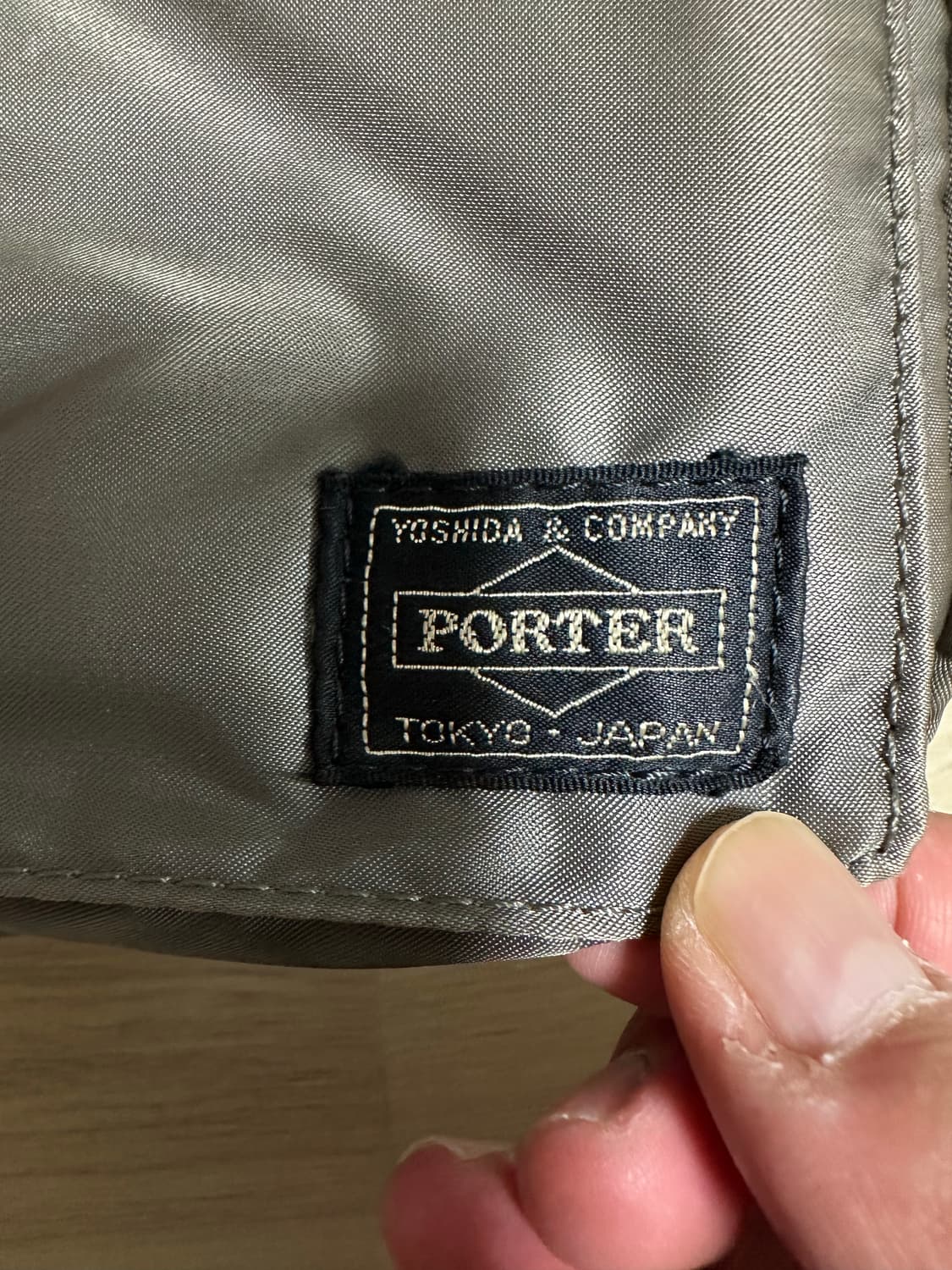 PORTER 요시다 포터 탱커 숄더백 L 실버 그레이 상품이미지2