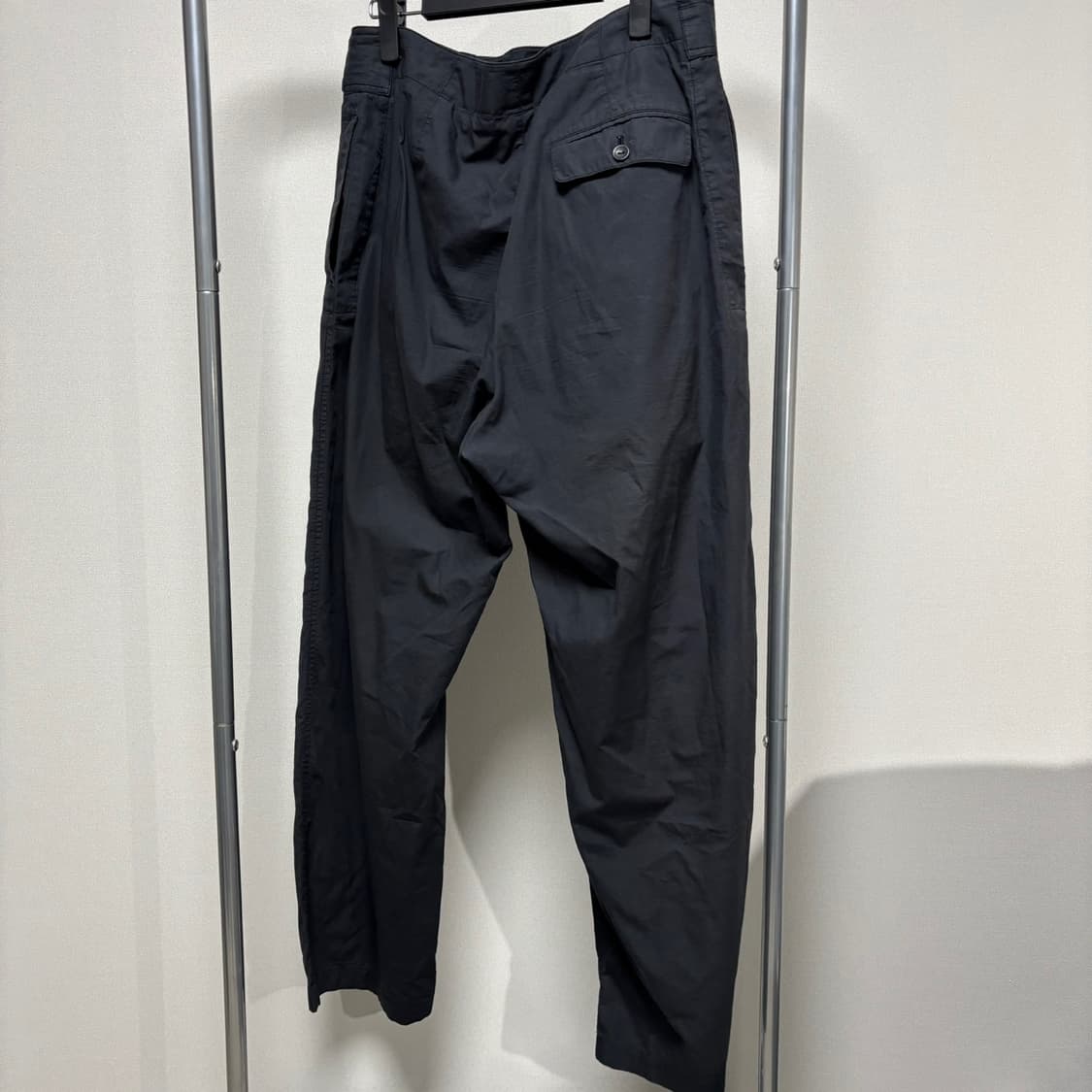 48) 르메르 벨티드 루즈 코튼 팬츠 상품이미지2