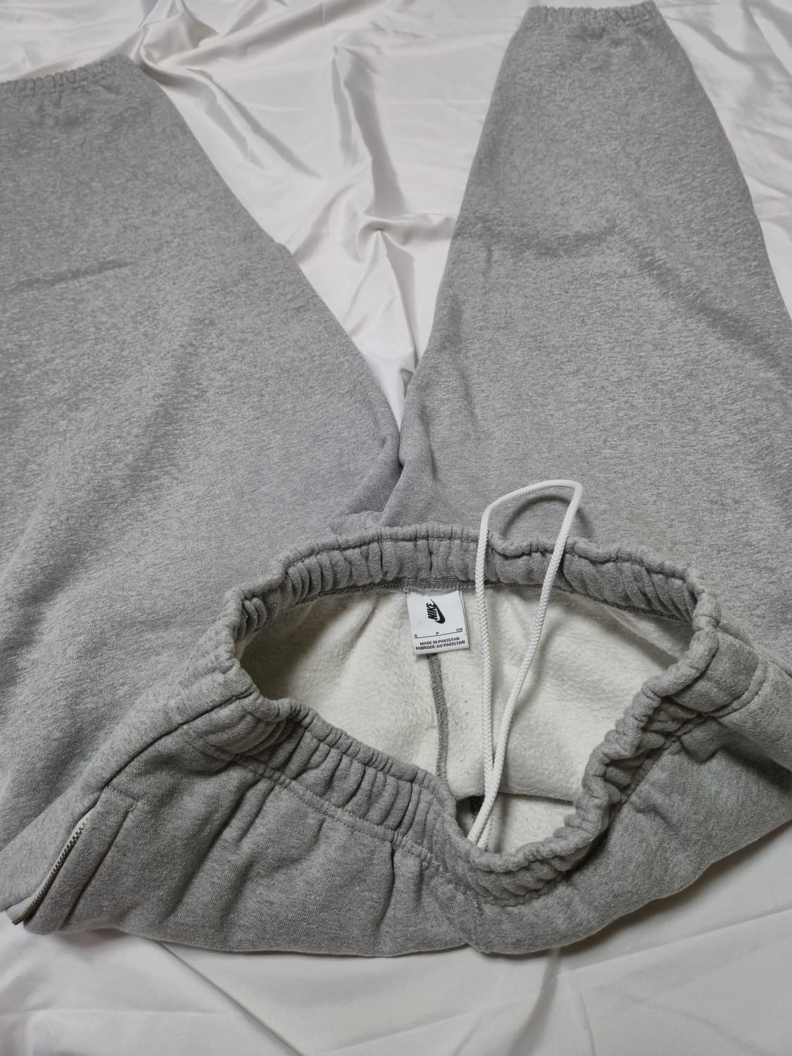 나이키 NRG 솔로 스우시 플리스 팬츠 그레이 상품이미지3