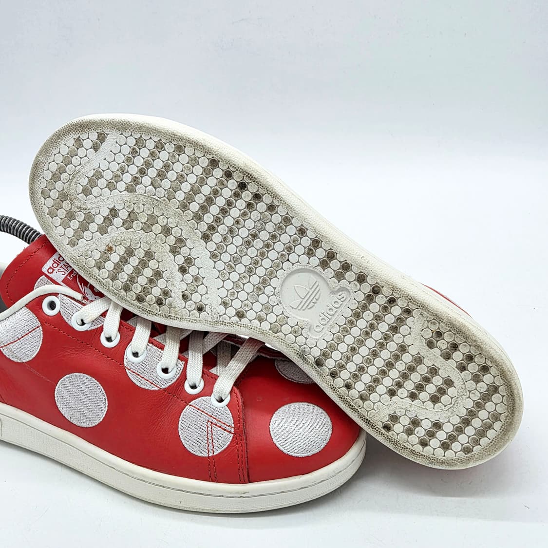아디다스 x 퍼렐 윌리엄스 스탠스미스 도트 레드 (265) 상품이미지3
