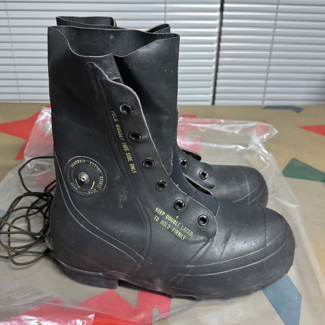 Bata mickeymouse boots 상품이미지1