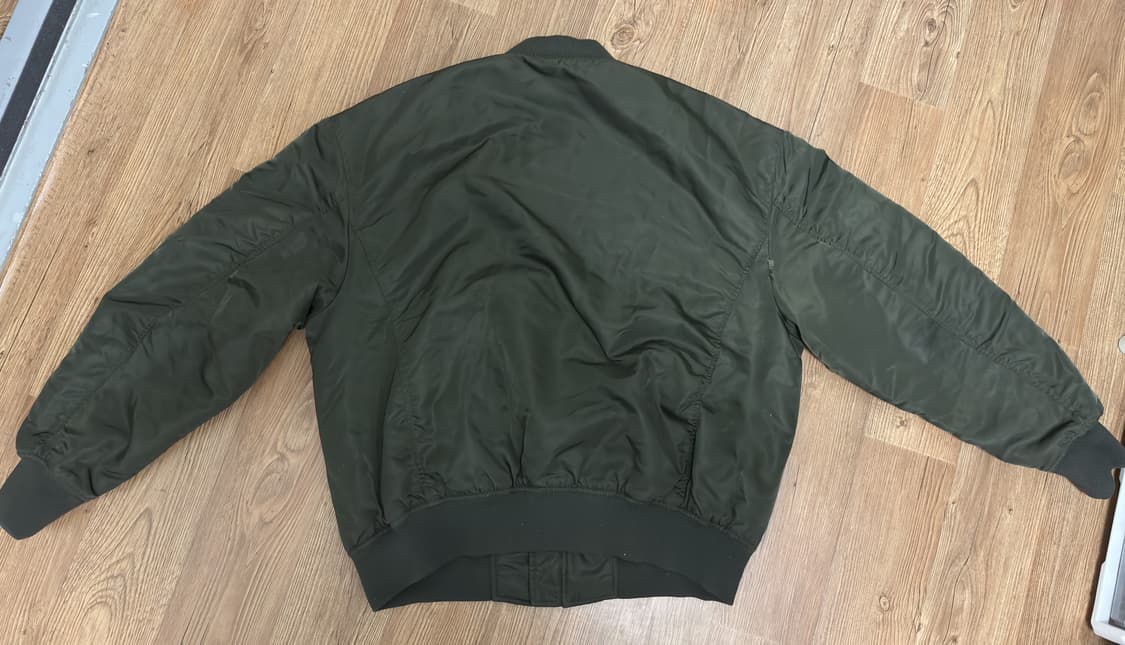 급처)지오다노 오버핏 MA-1 올리브 카키 XL 상품이미지2