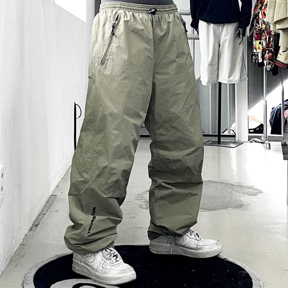 폴로 스포츠 제팬 라인 베이지 나일론 웜업 조거 팬츠 상품이미지1