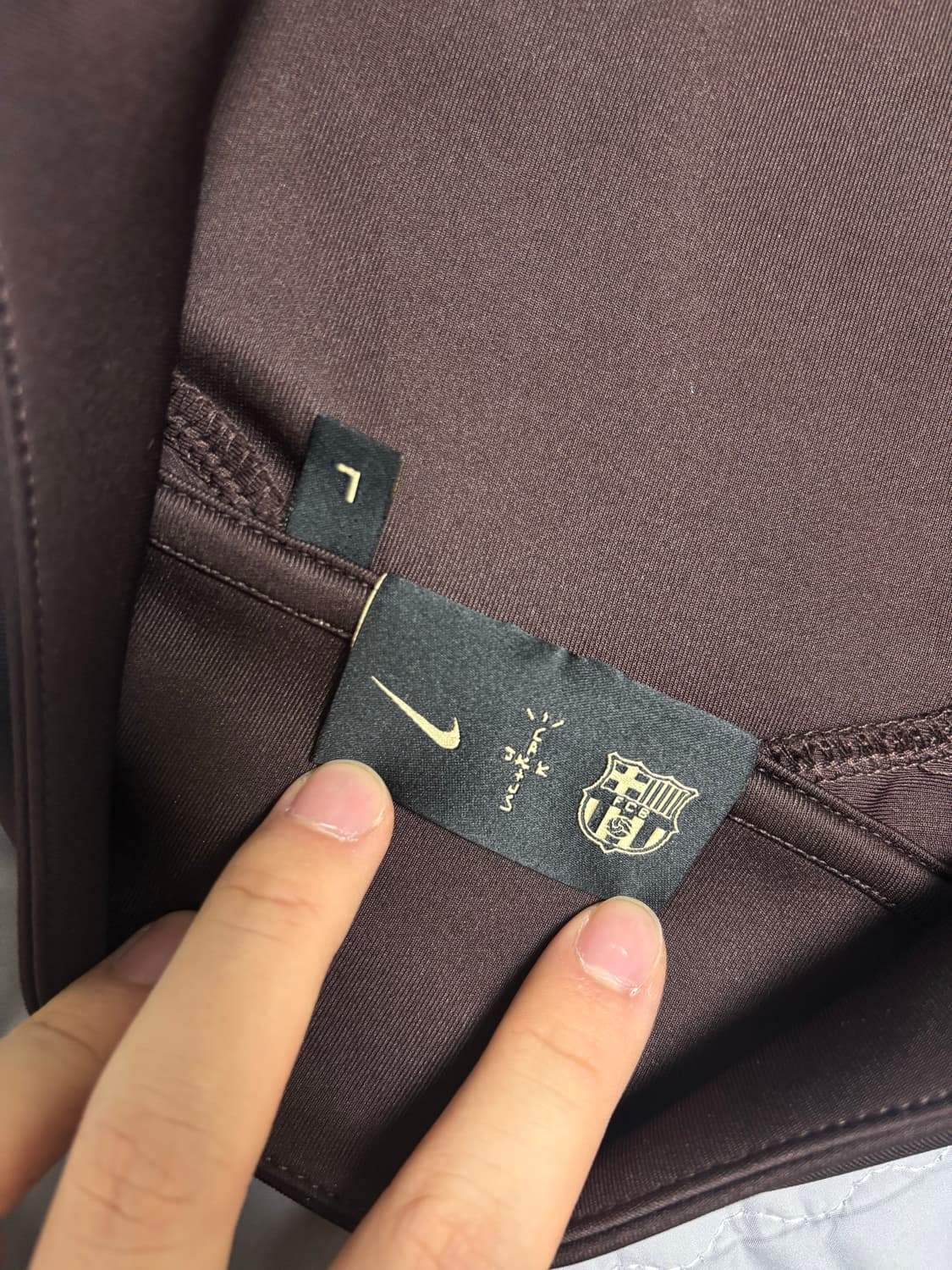 나이키 x 트래비스 스캇 x 바르셀로나 자켓 L 상품이미지5