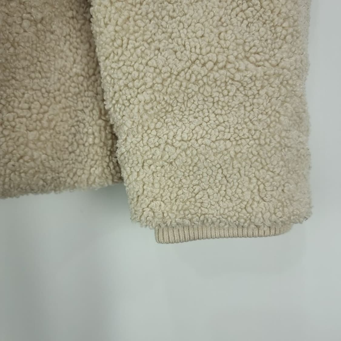 [타미힐피거] 로고 패치 뽀글이 쉐르파 후리스 자켓 아이보리 M19523 상품이미지7