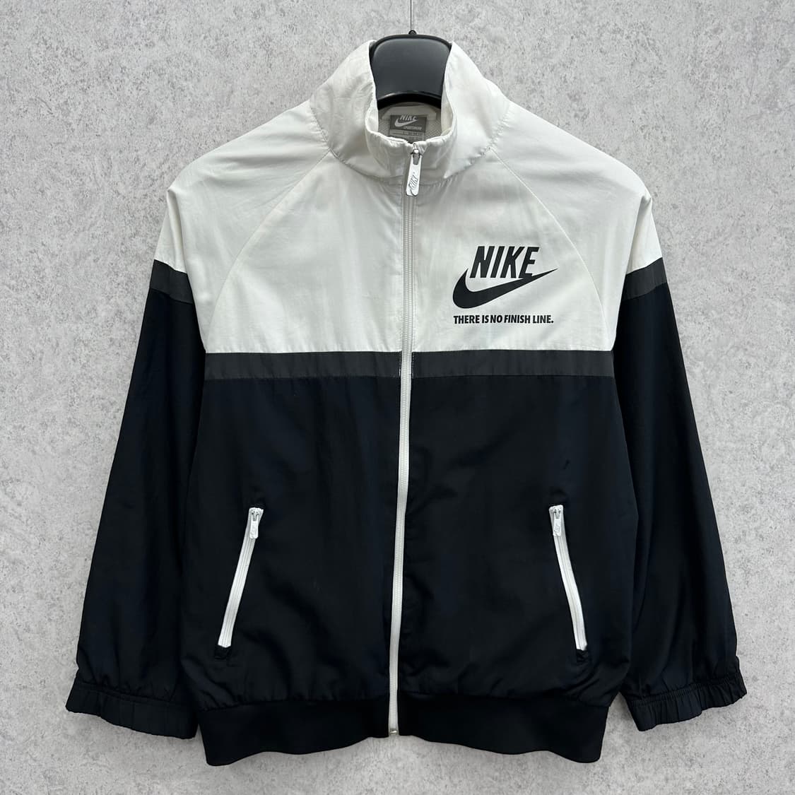 85 나이키 여자 루즈핏 바람막이 자켓 상품이미지1