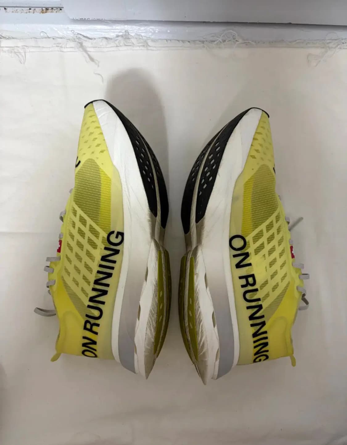 온 러닝 클라우드붐 스트라이크 260 상품이미지5