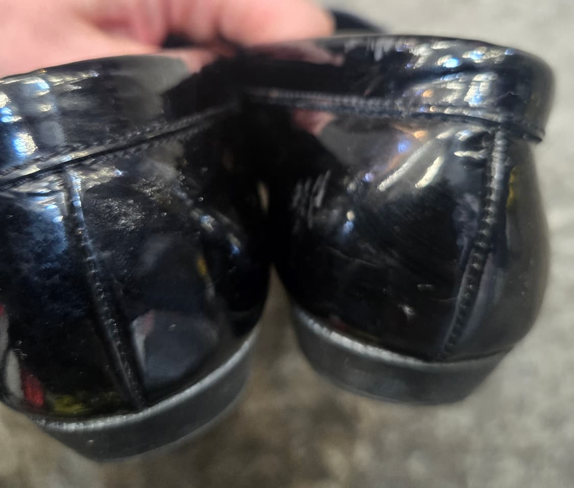 페라가모 블랙 페이턴트 로퍼 여성용 애나멜 상품이미지10