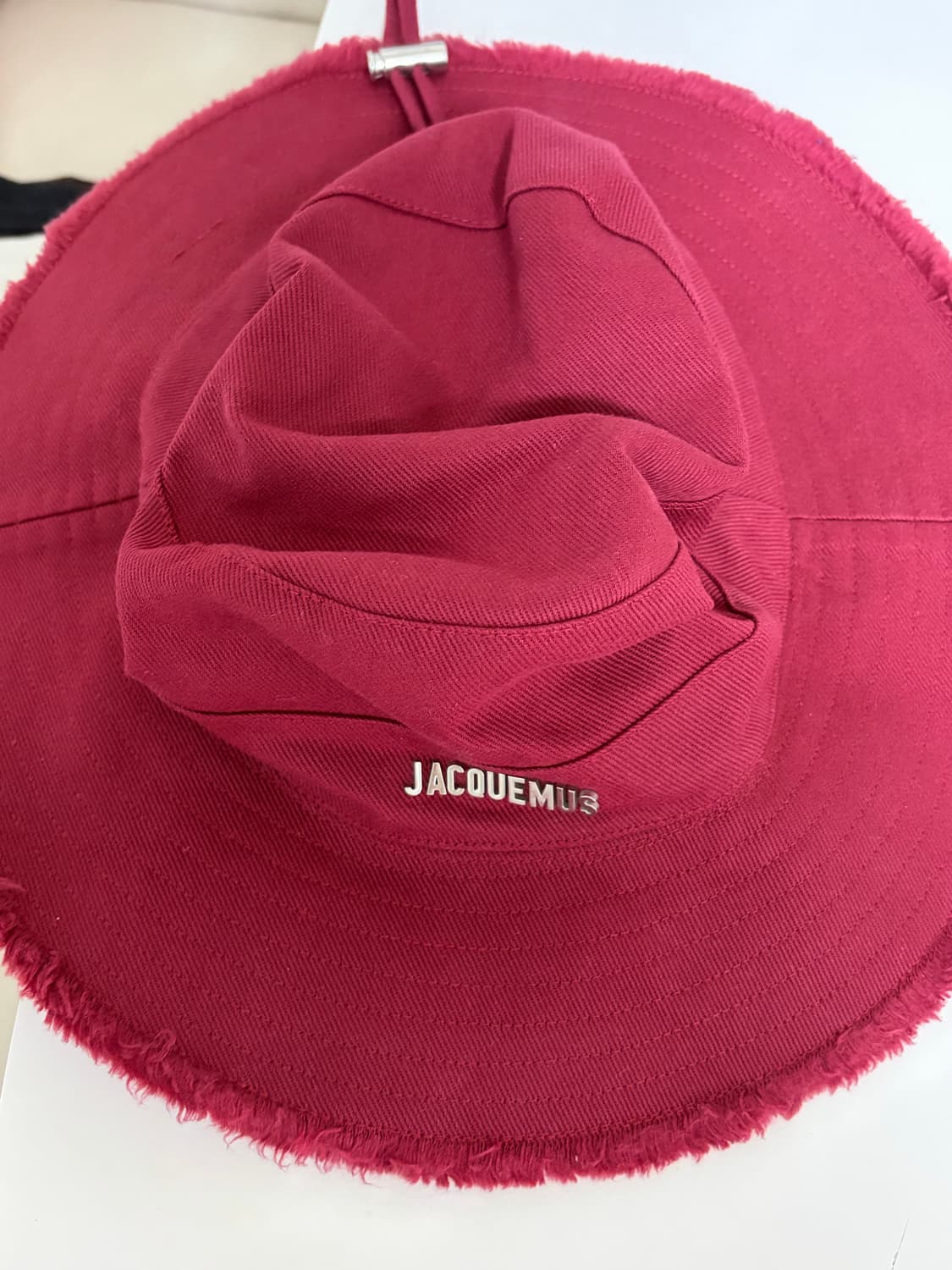 자크뮈스 모자 dark red 색상 58 사이즈 상품이미지2