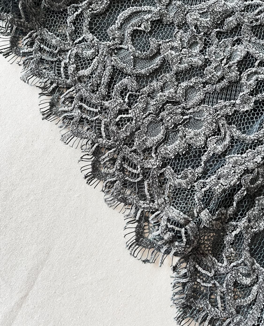 LIESSE charcoal floral lace skirt 상품이미지7