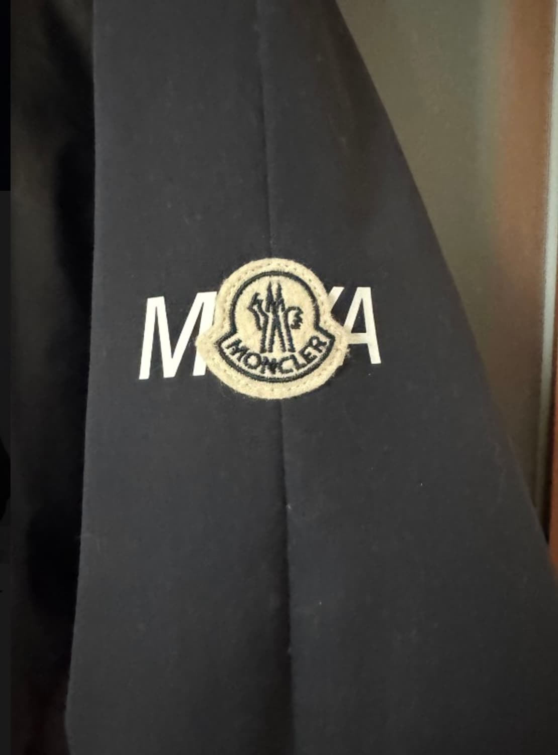 [6] 몽클레르 프라그먼트 마야 70주년 기념 콜라보 패딩 다운 상품이미지4