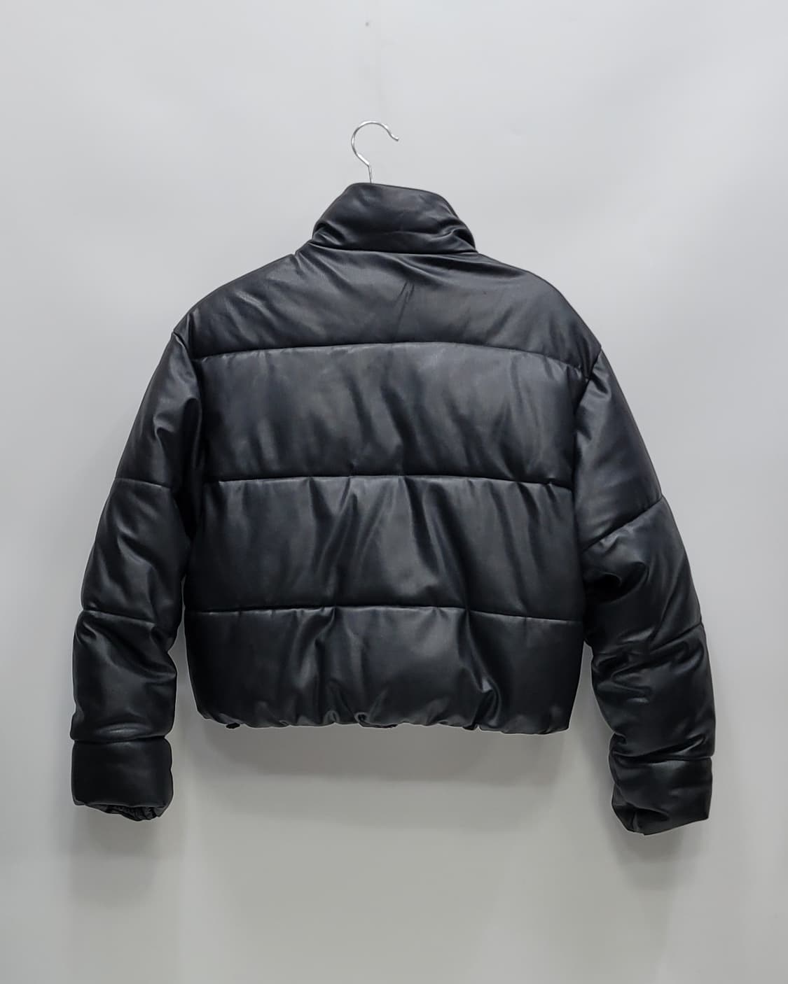 ZARA 자라 페이크 레더 푸퍼 패딩 점퍼 / 여 S 블랙
 상품이미지2