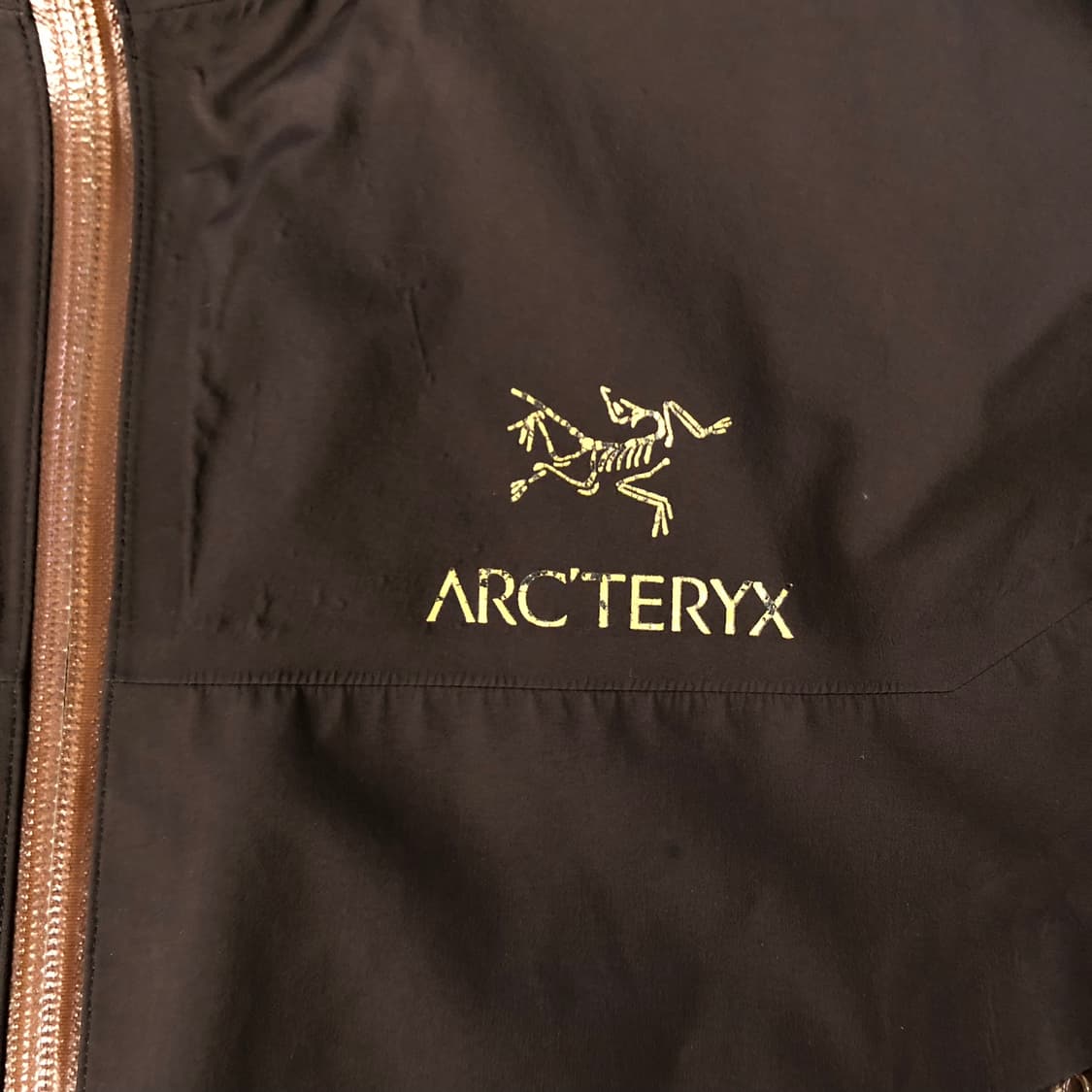 아크테릭스 고어텍스 다크브라운 자켓 상품이미지5
