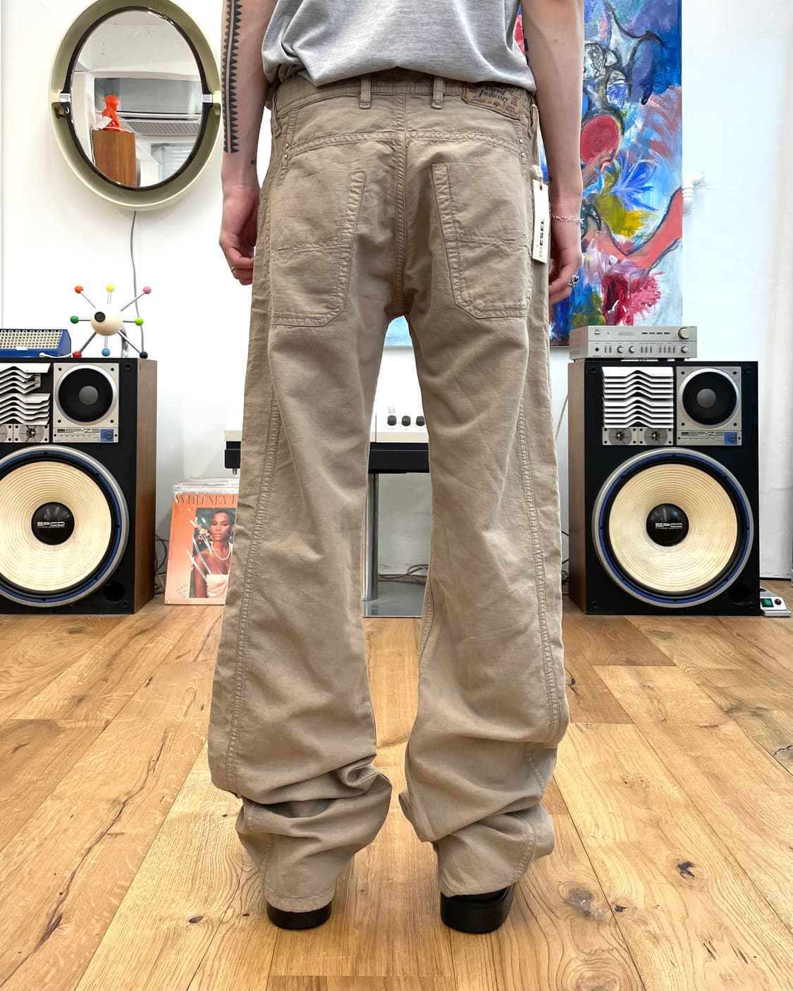 [33] 디젤 베이지 팬츠 상품이미지1