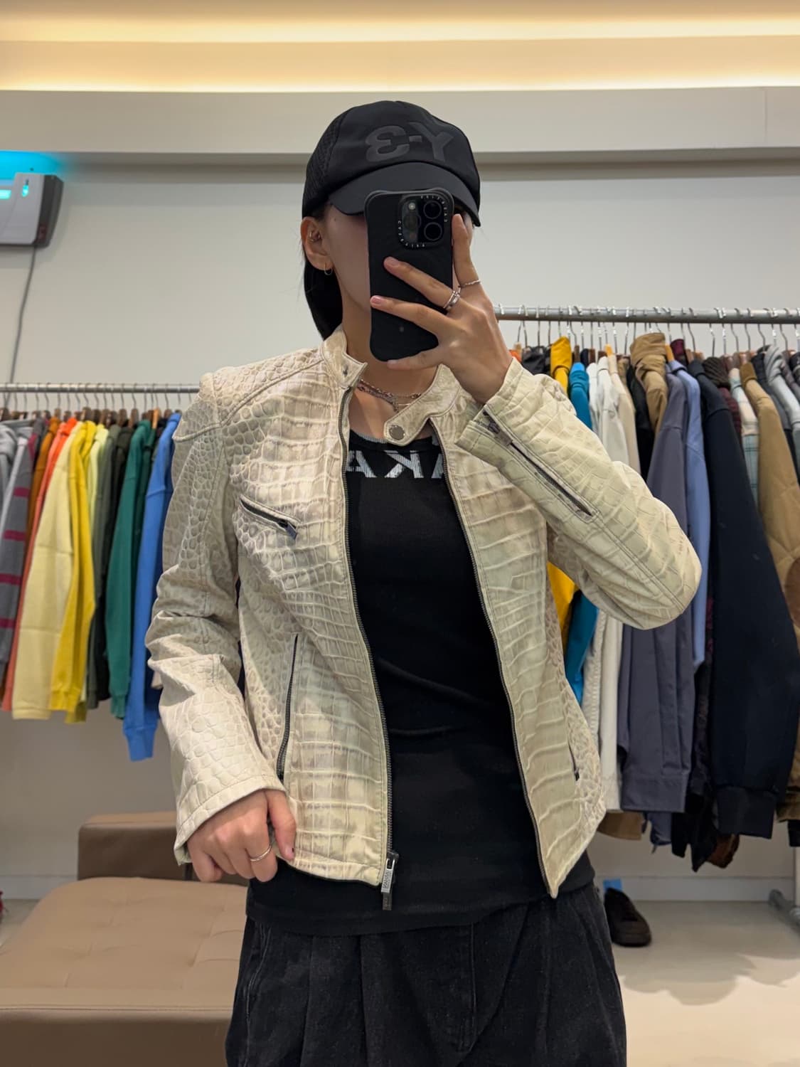 아르마니 콜레지오니 램스킨 크로커다일 엠보싱 레더 자켓 상품이미지6