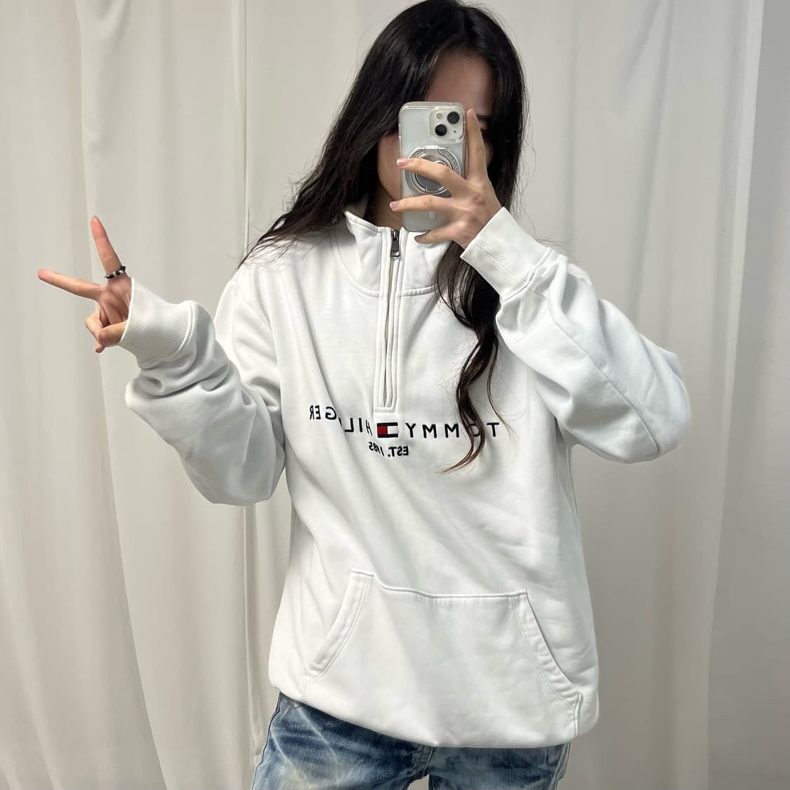 Tommy Hilfiger White Half-zip Sweatshirt 상품이미지2