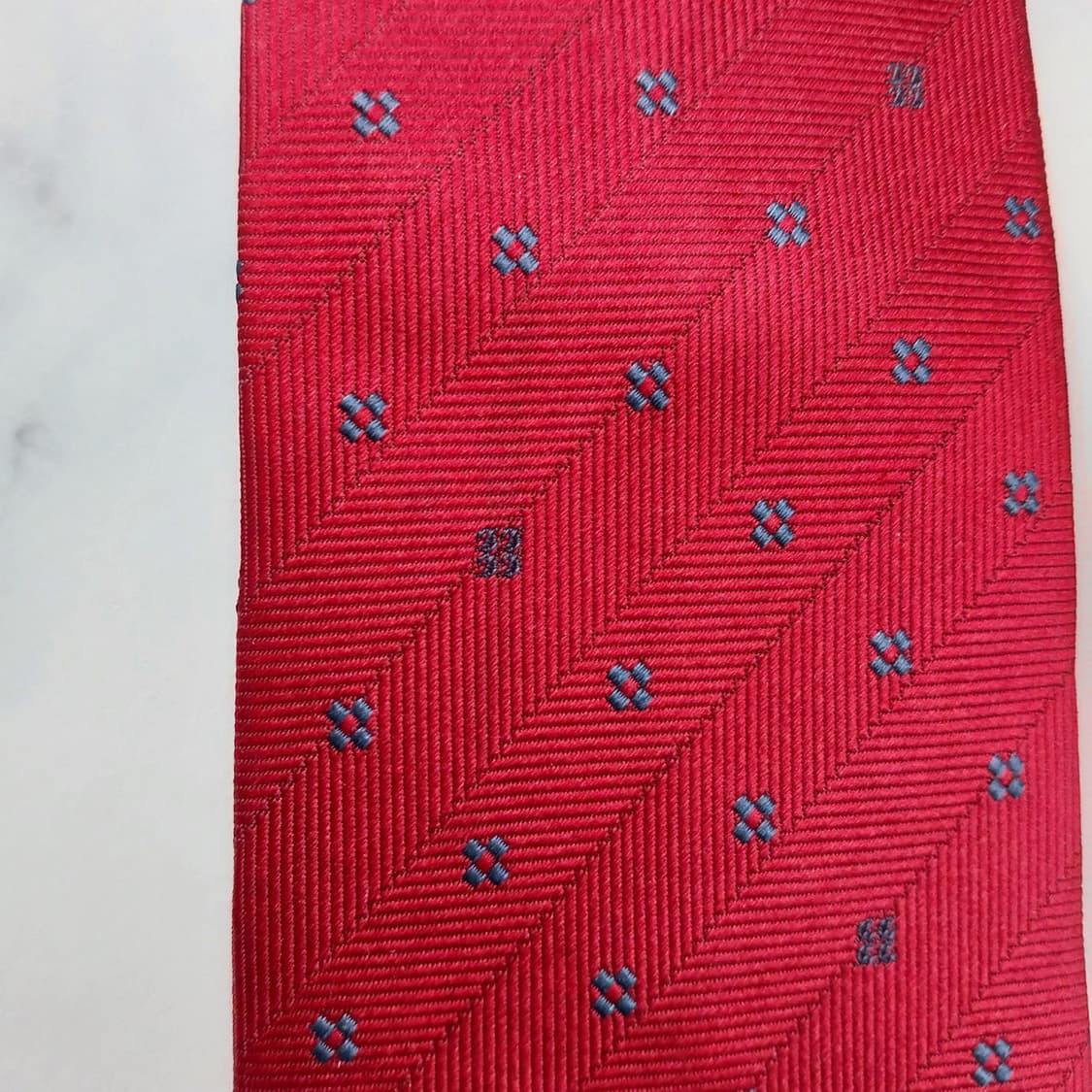 듀퐁 실크 레드 미니 패턴 넥타이 8.9cm A~A+등급 K2028 상품이미지8