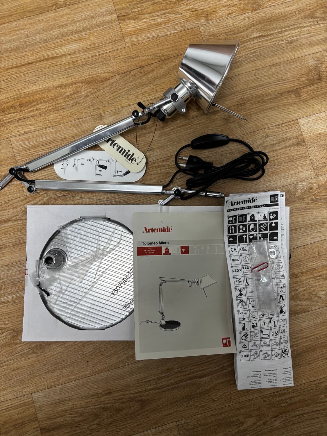 아르떼미데 톨로메오 마이크로 상품이미지2