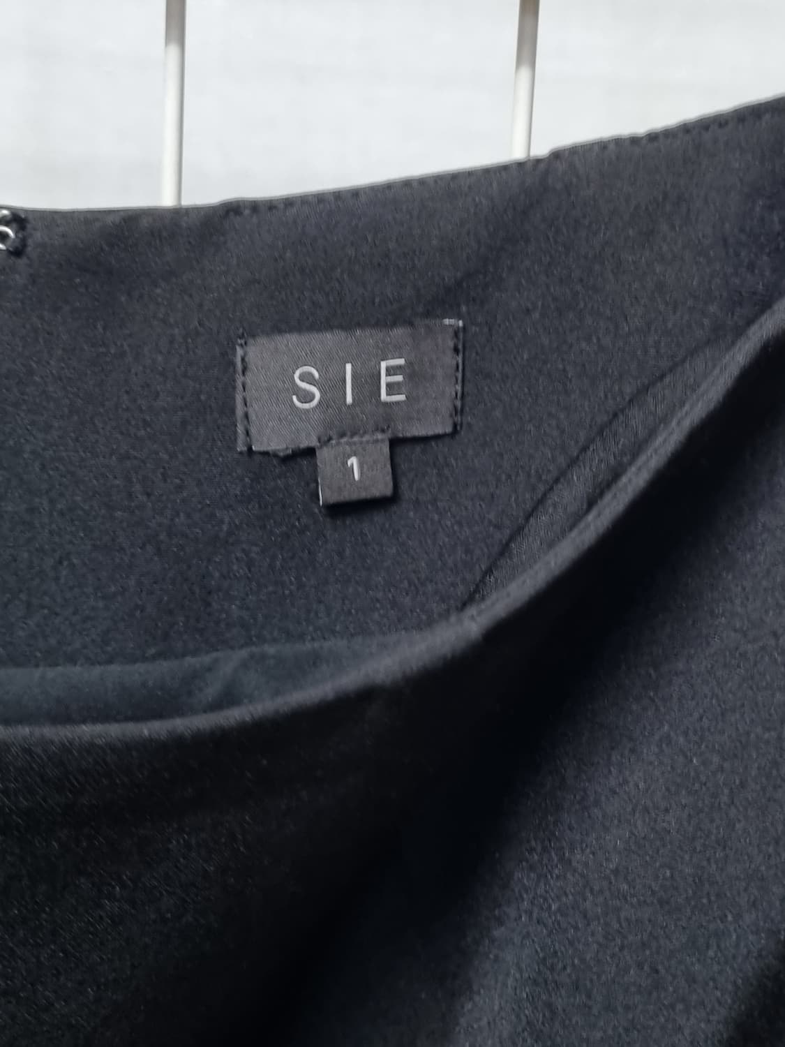 SIE 시에 블랙 스커트 1  (봄.가을) 상품이미지6