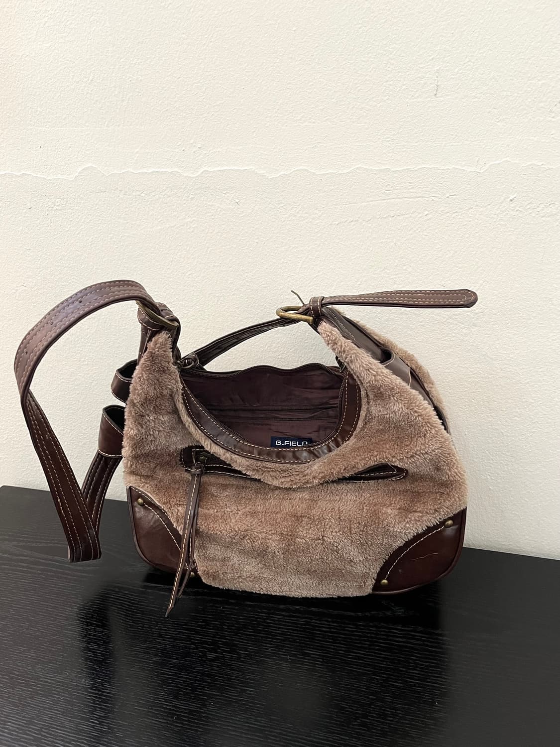 B_FIELD 퍼 호보백 상품이미지2