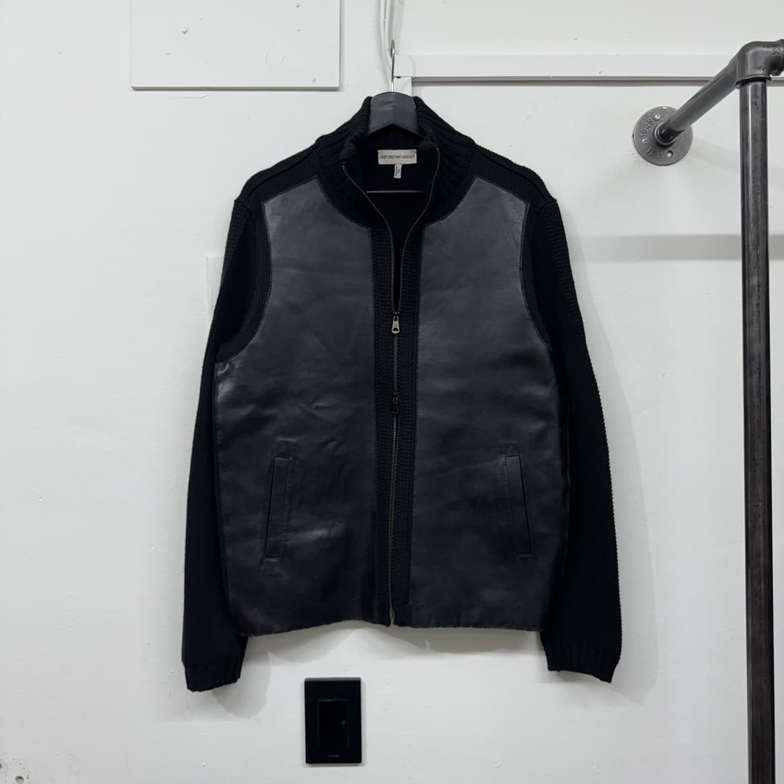 90s 엠포리오 아르마니 pvc 레더 니트 집업 상품이미지5