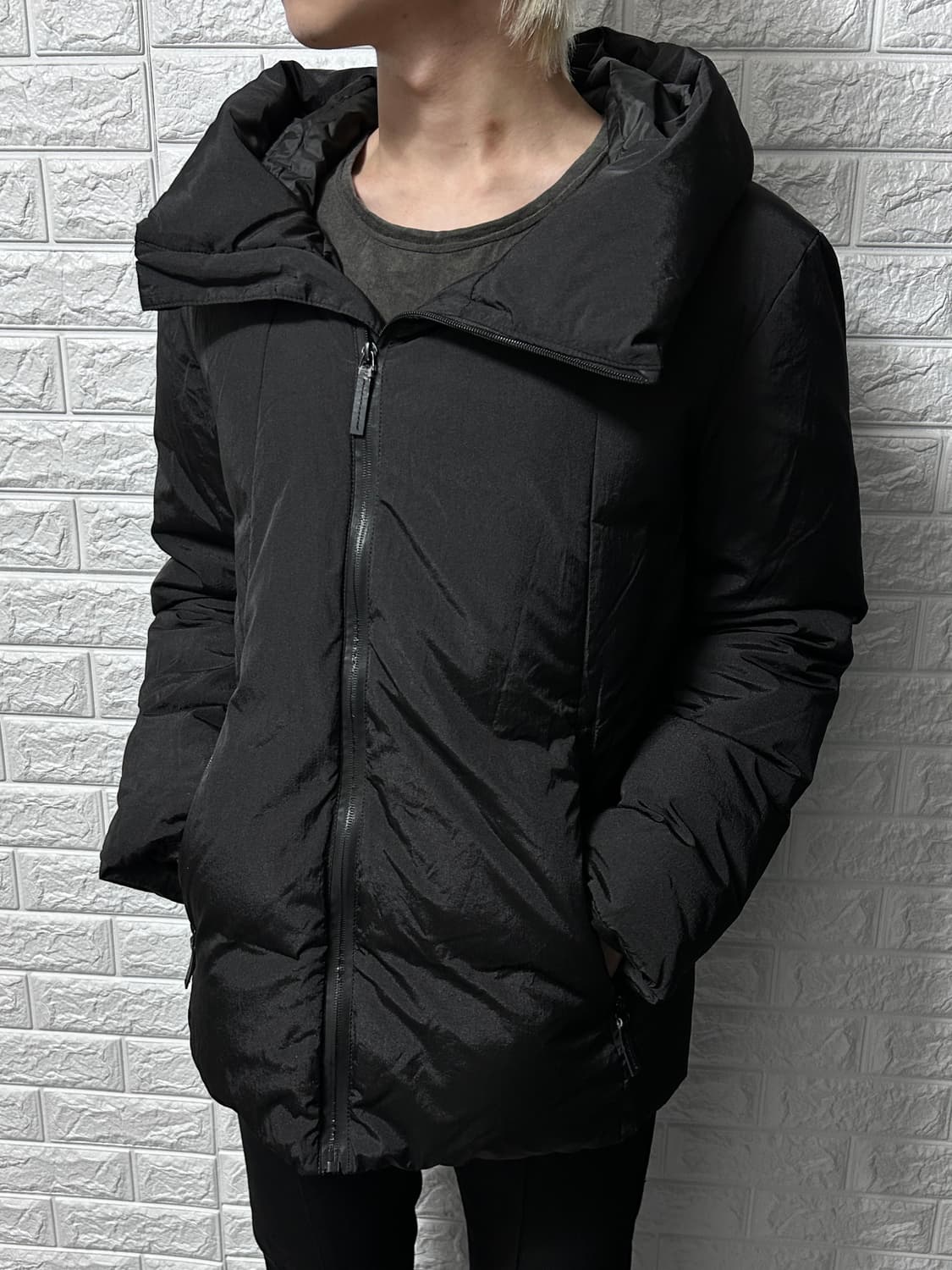 비대칭 하이넥 다운 패딩 자켓 상품이미지3