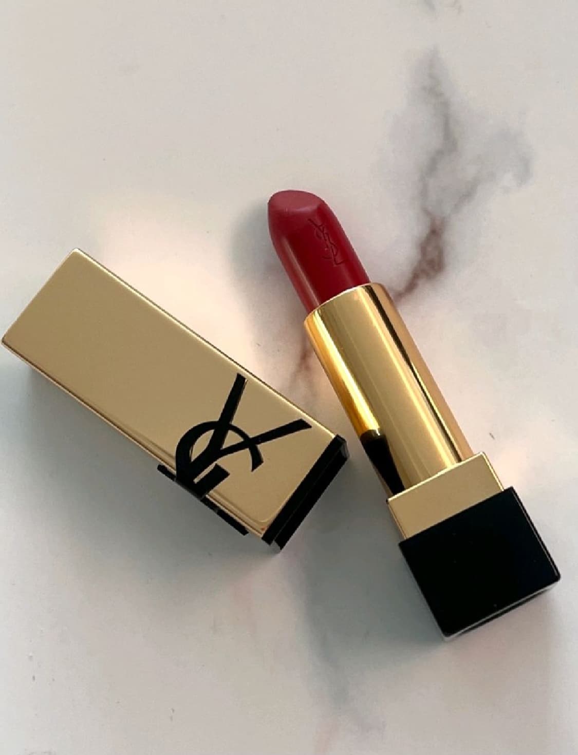 입생로랑 루즈 쀠르 꾸뛰르 r4 엑스트라바강스 명품립스틱 상품이미지5