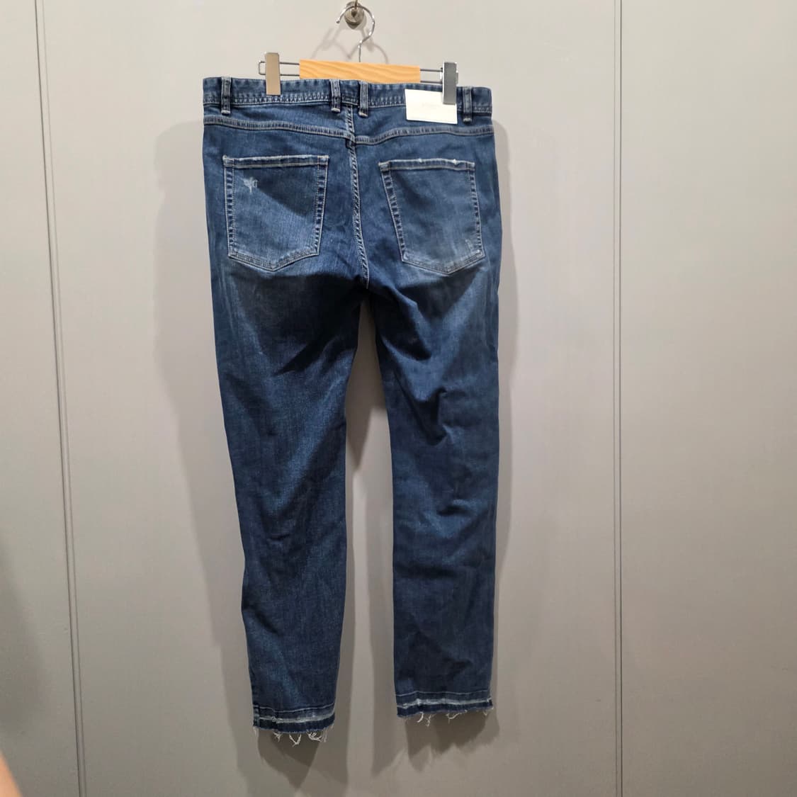 알레그리(allegri) 슬림 데님 청바지 중청 상품이미지4