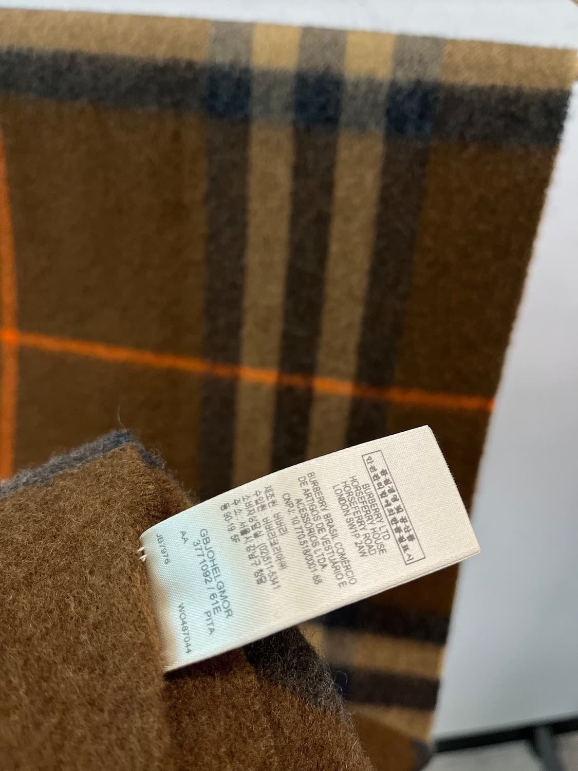 버버리 런던 캐시미어100% 머플러  상품이미지6